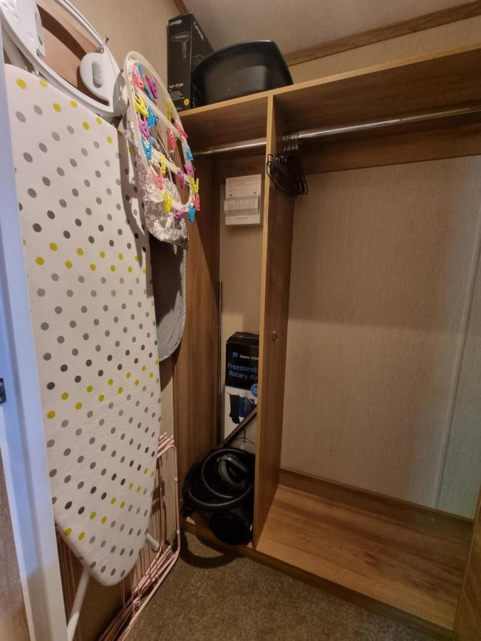 Kimadalyn Villa Форфар Екстериор снимка